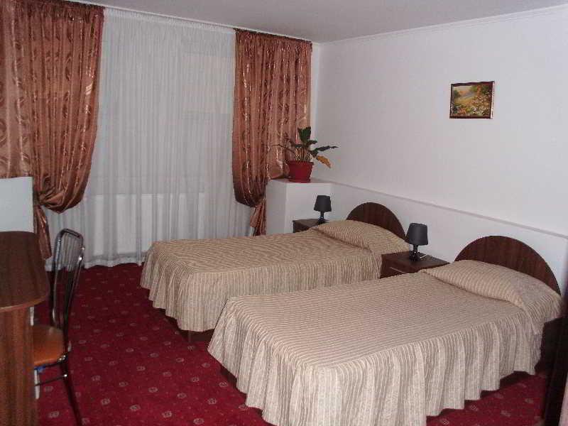 Hotel Apollonia Braşov Esterno foto